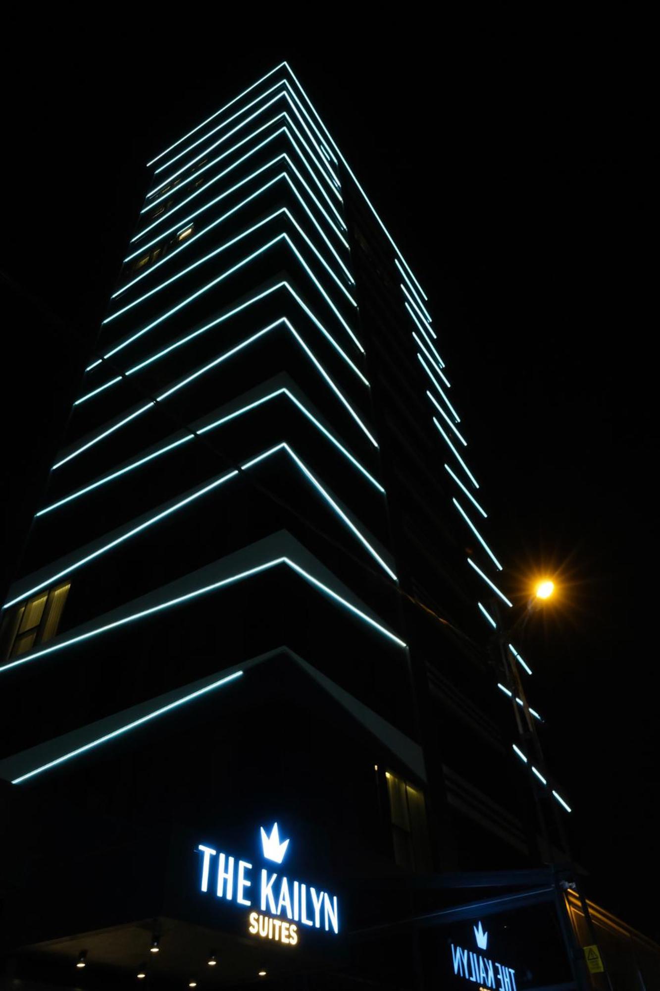 The Kailyn Hotels&Suites Atasehir Истанбул Екстериор снимка