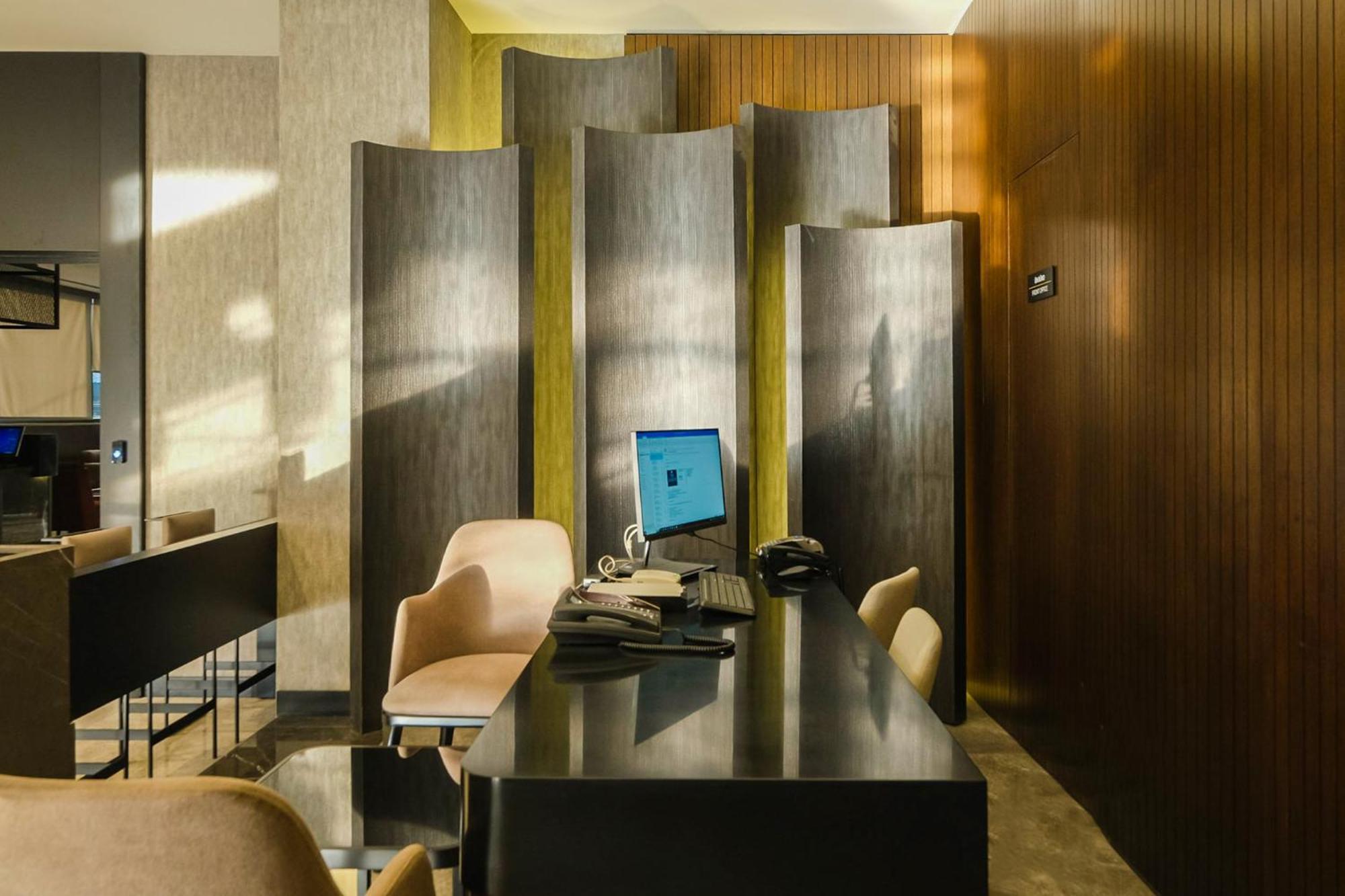 The Kailyn Hotels&Suites Atasehir Истанбул Екстериор снимка